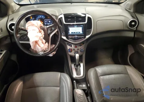 2017 Chevrolet Sonic Premier z USA, uszkodzony, nr VIN 1G1JF5SB5H4149600